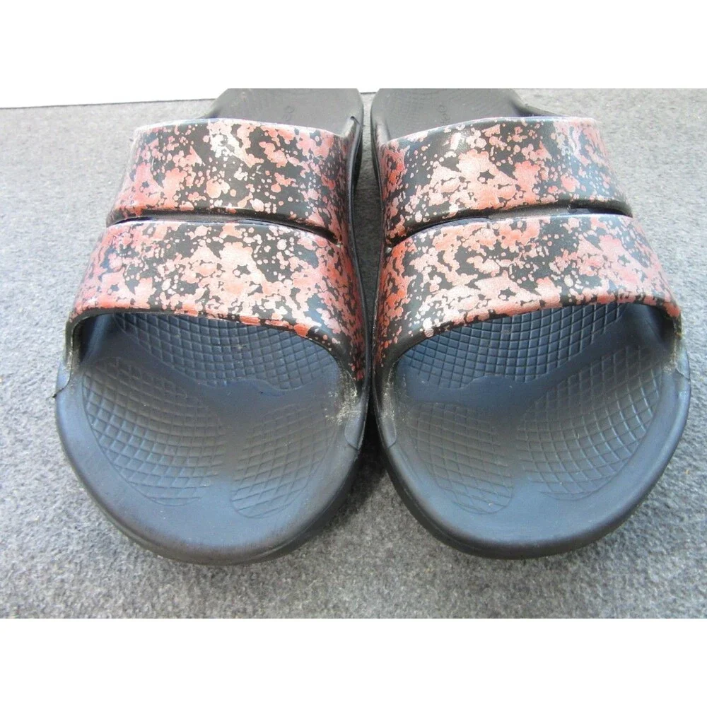 OOFOS Unisex Sandal Size M7 W9 EU40 Red Shimmer OOahh Sport Recovery Slide